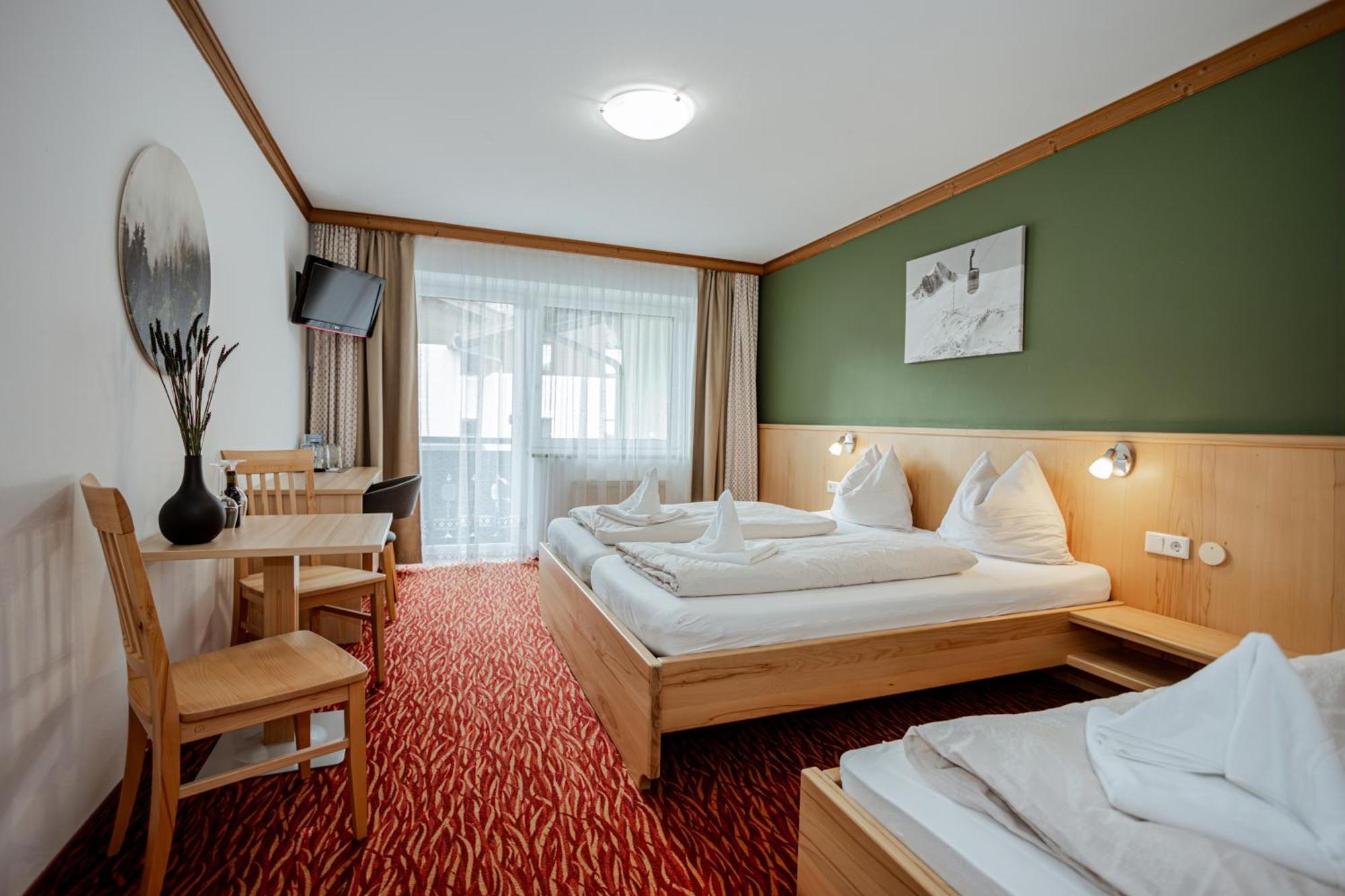 Eschenhof Bed & Breakfast Kaprun Exterior photo