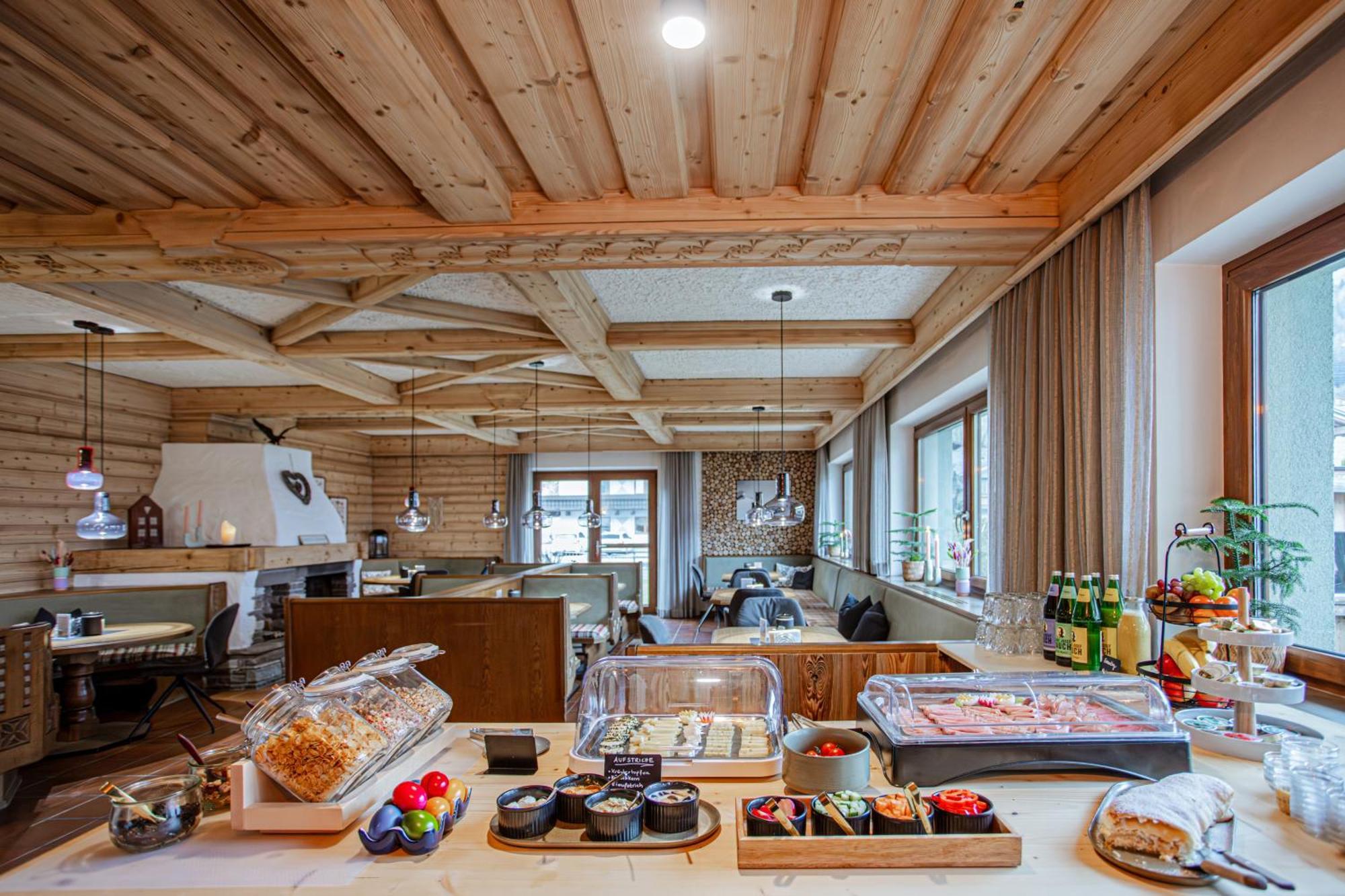 Eschenhof Bed & Breakfast Kaprun Exterior photo